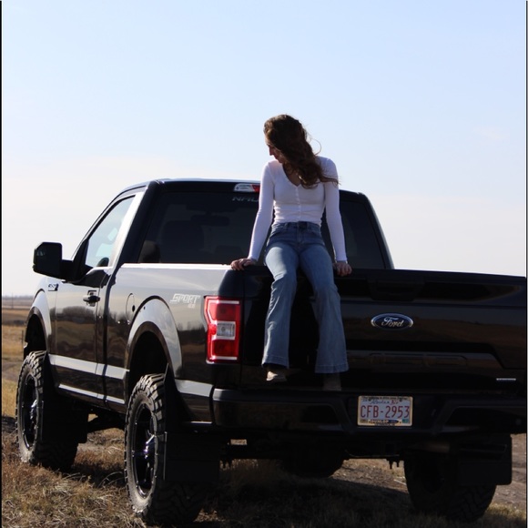 Meet your Posher, Blaze - Picture 1 of 1